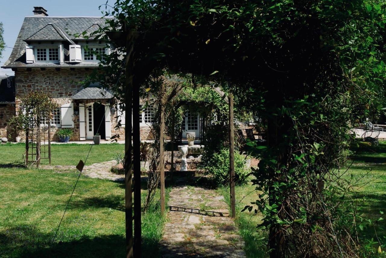 Sainte-Fortunade Manoir De Chantemerle מראה חיצוני תמונה